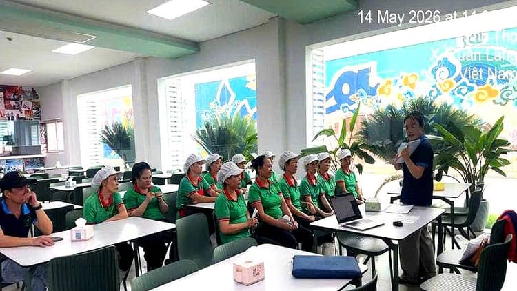 Tập huấn đào tạo nhân sự định kỳ và cải tiến chất lượng dịch vụ